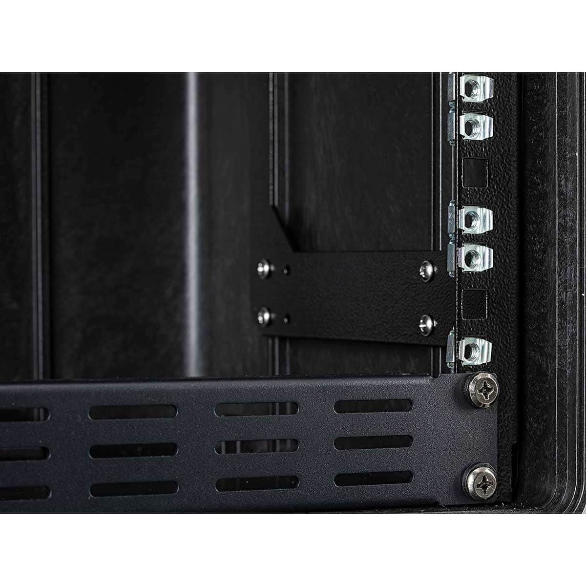 Explorer 5140 6U Rack Case Explorer 5140 6U Rack Case